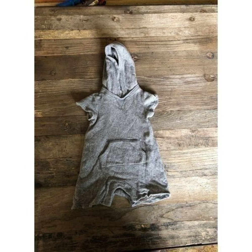 Gap Boy Soft Grey Onesie 12-18 Months